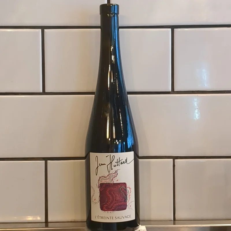 JeanHuttard–L’EtreinteSauvage–PinotNoir–Alsace