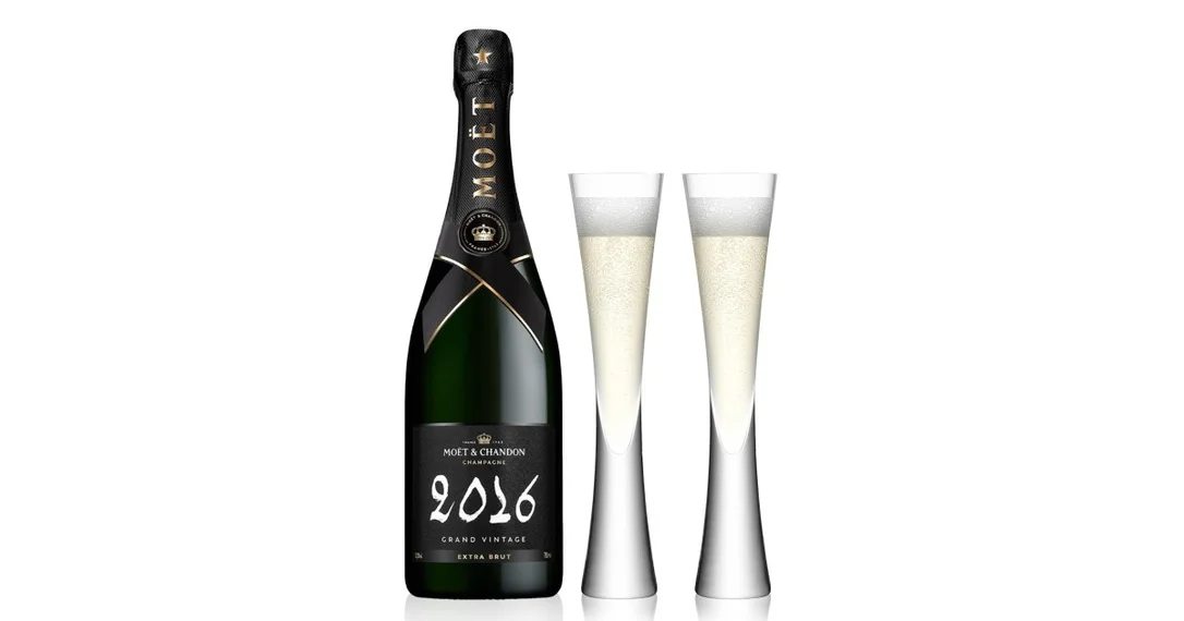 Moët&ChandonGrandVintageChampagne75cl&2MoyaFlutes