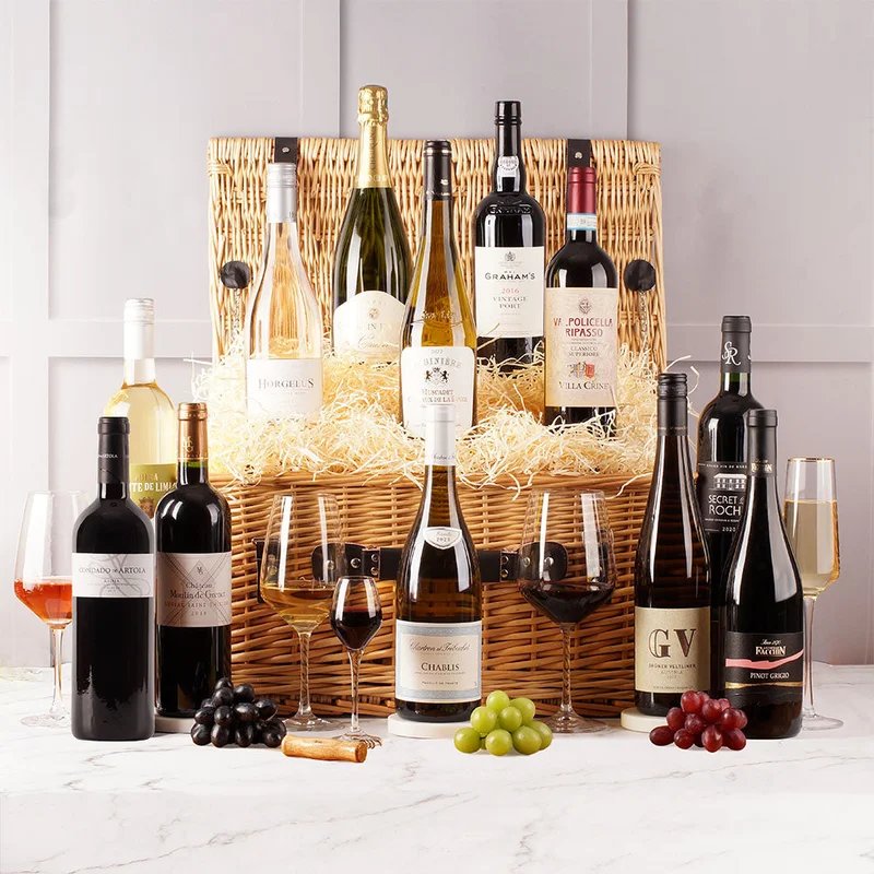 TheFinestWineHamperinWickerBasket
