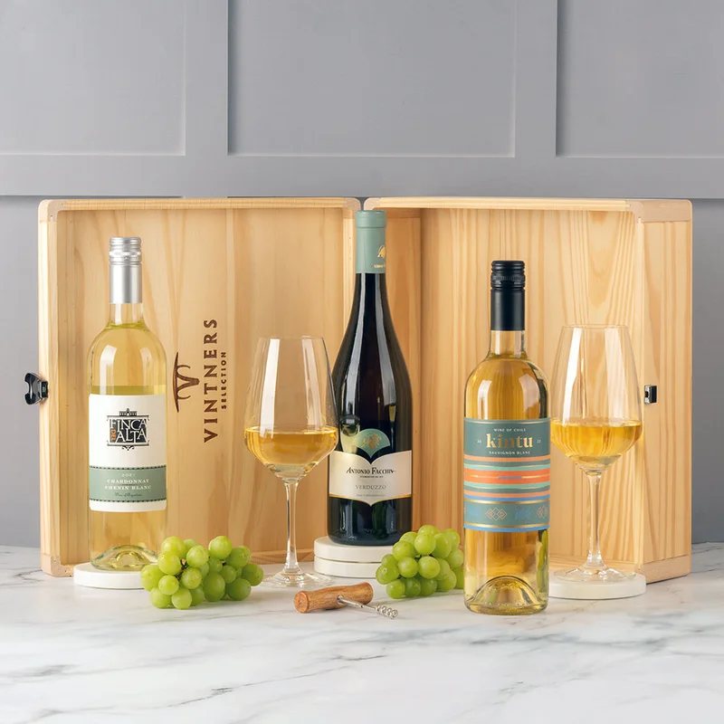 WineLoversContemporaryWhitesThreeinWood