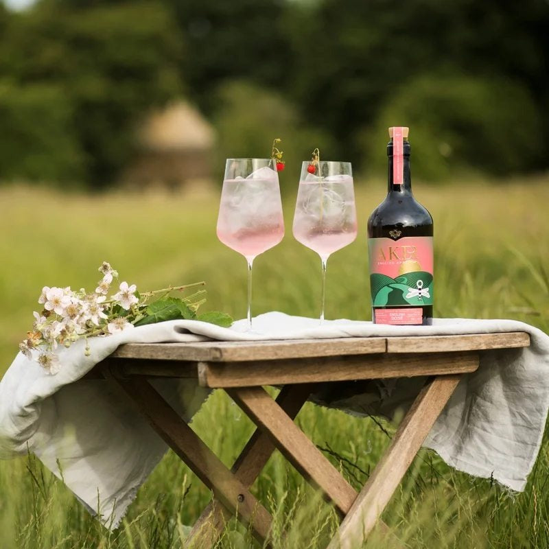 AkerEnglishRosé