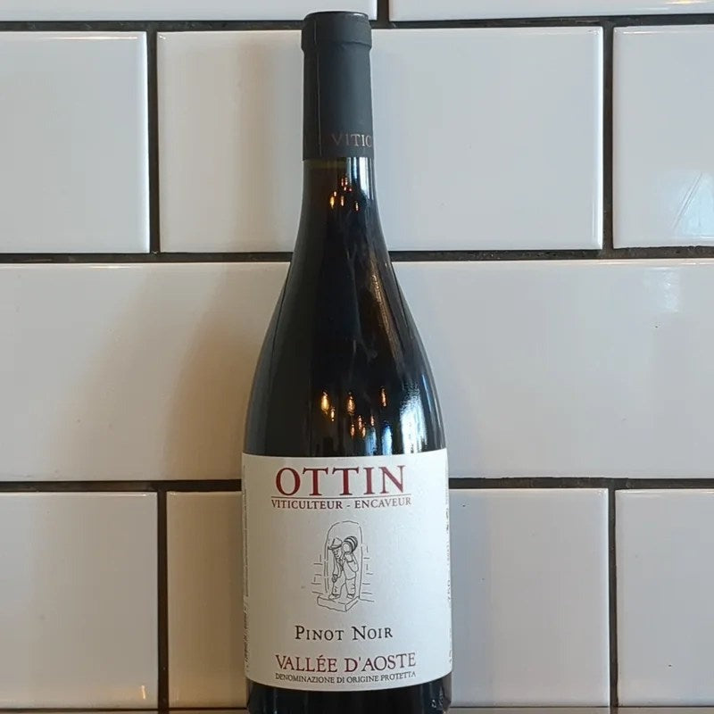 ElioOttin–PinotNoir–Valleed’Aoste