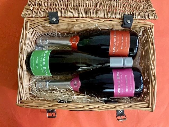 HawkinsBrosMixedGiftHampers–3bottles