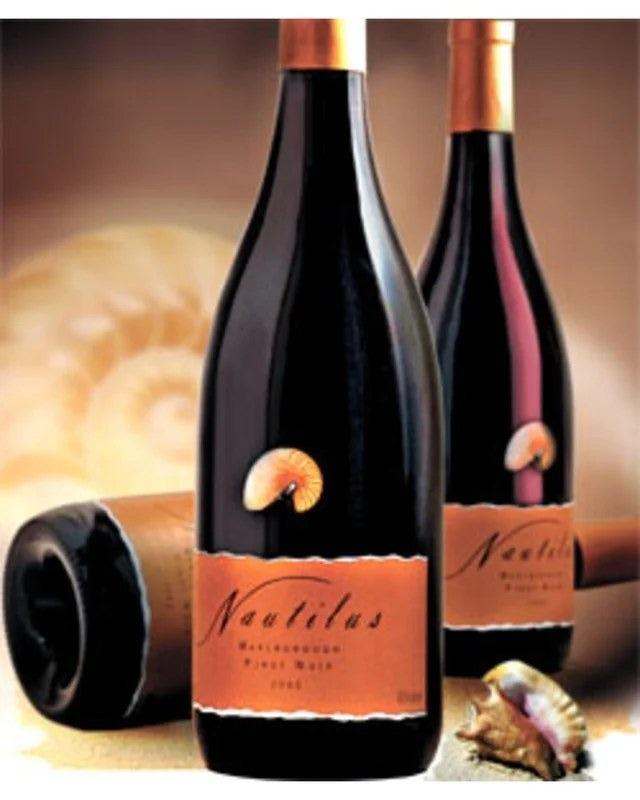 2002NautilusPinotNoir