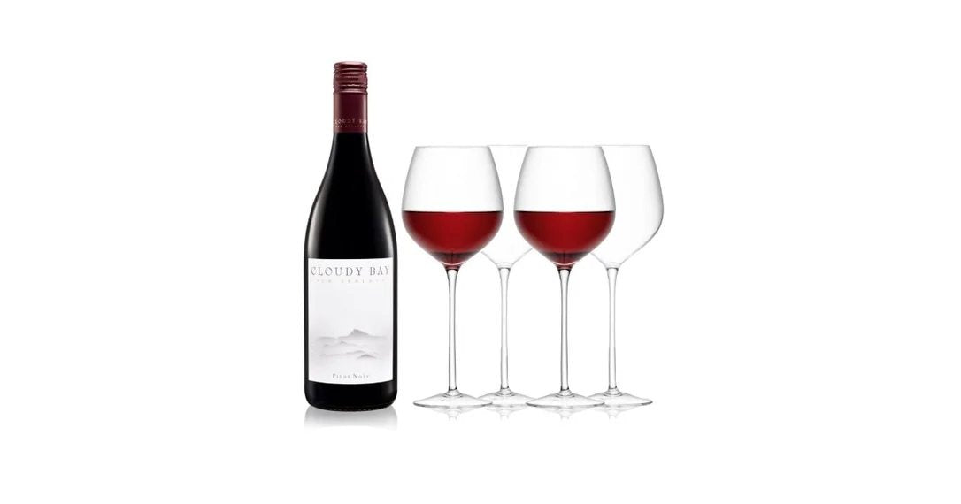 CloudyBayPinotNoirRedWine&LSARedWineGlassesWineGift