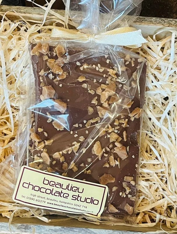BeaulieuChocolateStudioHandmadeMilkChocolateSeaSaltCaramelBarkGiftbag80g