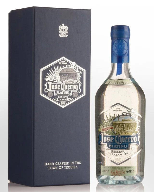 JoseCuervoReservaDeLaFamiliaPlatinoTequila(700ml)