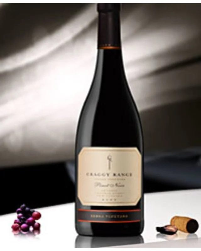 2007CraggyRangeZebraVineyardPinotNoir