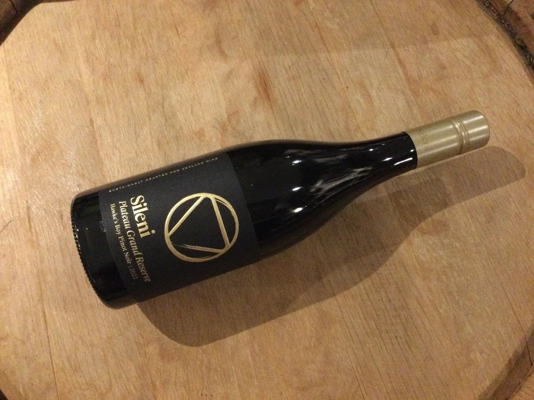 SileniPlateauGrandReservePinotNoir2022