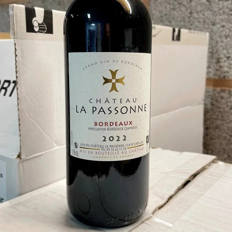 HalfBottle:ChateauLaPassonne2022,Bordeaux