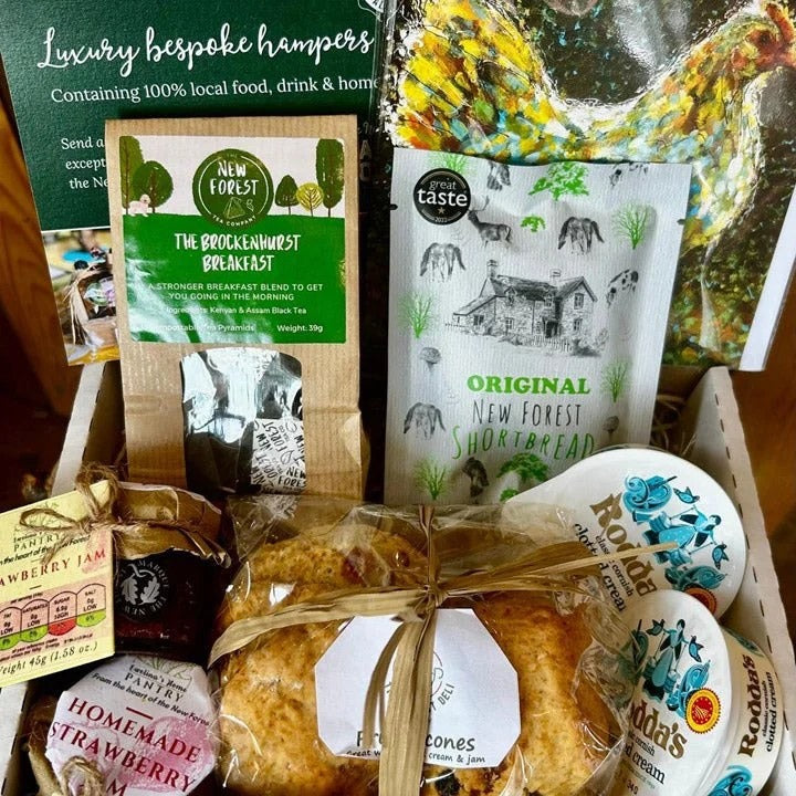 ‘CreamTeaforTwo’PostalBox