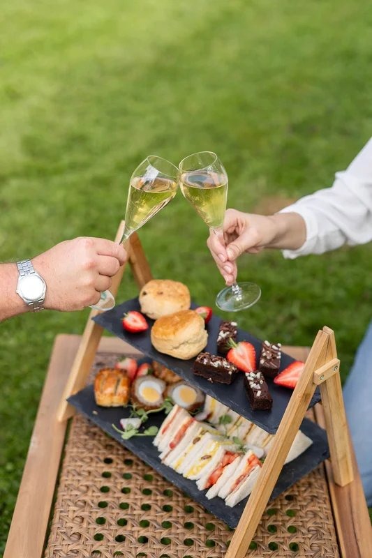 Mother’sDayAfternoonTea&WineTasting