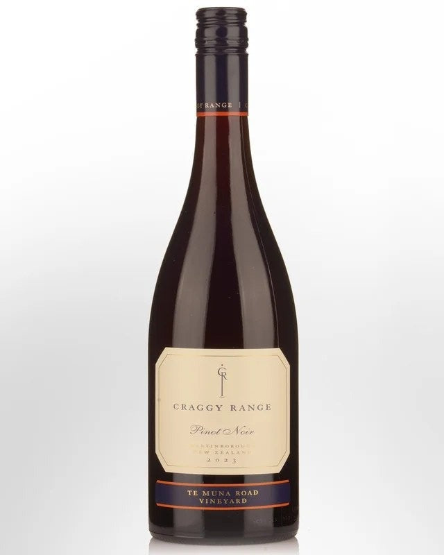 2023CraggyRangeTeMunaRoadVineyardPinotNoir