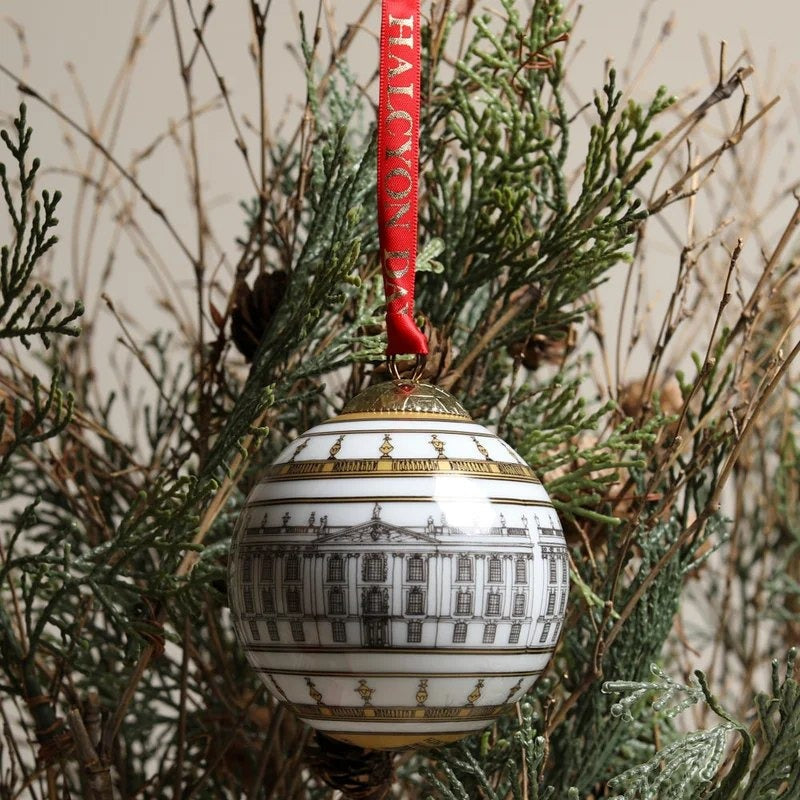 LineDrawnChatsworthBauble