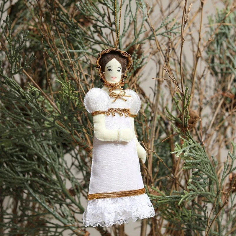 ElizabethBennetHangingDecoration