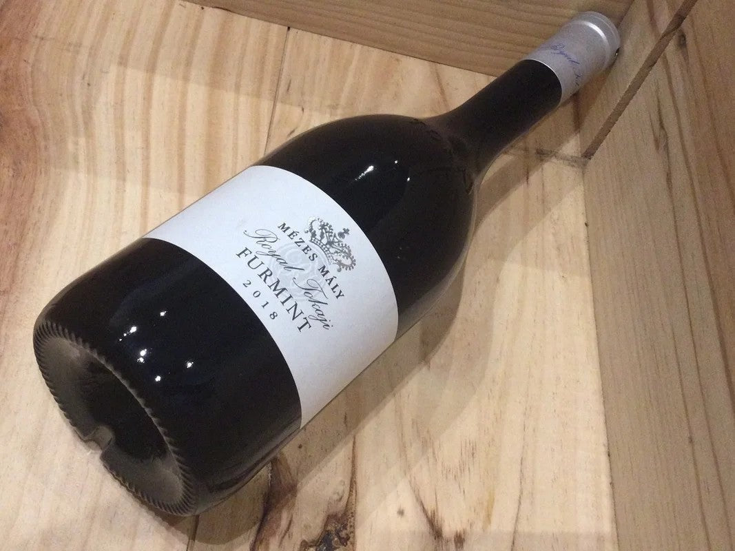 RoyalTokajiMézesMályDryFurmint2021