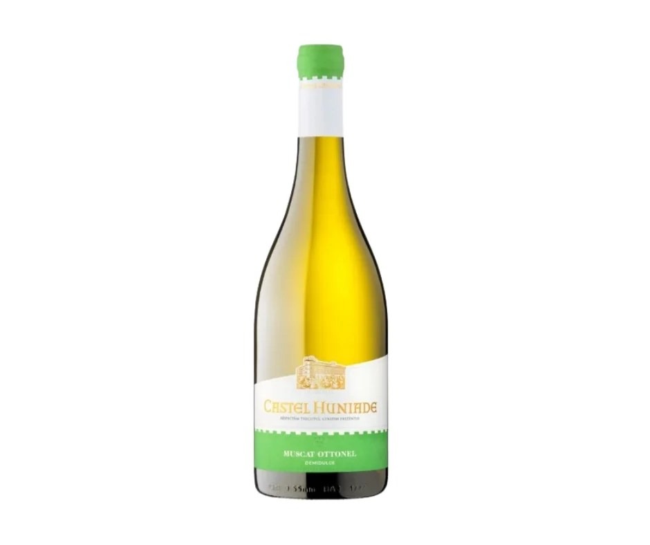 RomaniaCrameleRecasMuscatOttonel–SemisweetWhiteWine–WineChateau