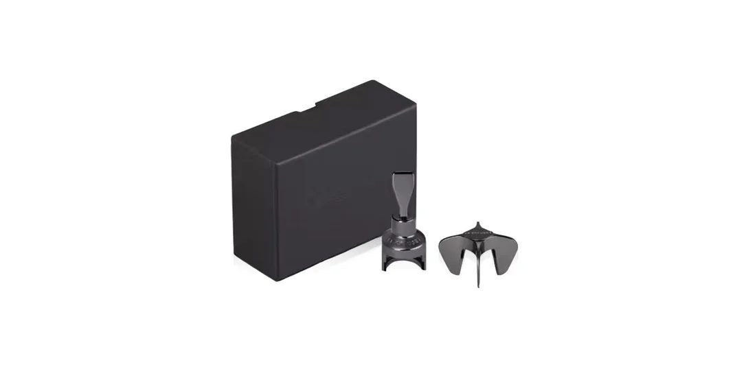LeCreusetSparklingWineGiftSetBlackNickelGS102