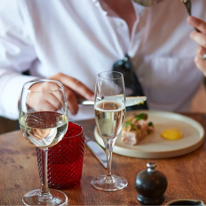 LuxuryDiningExperience