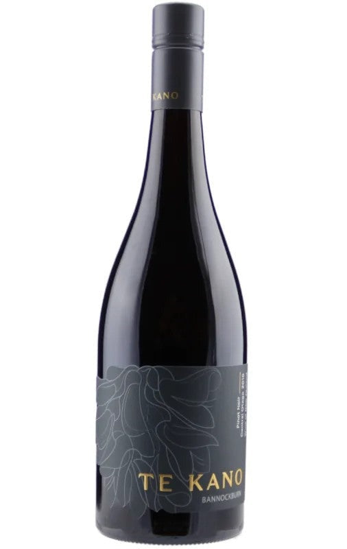 2022TeKanoBannockburnPinotNoir