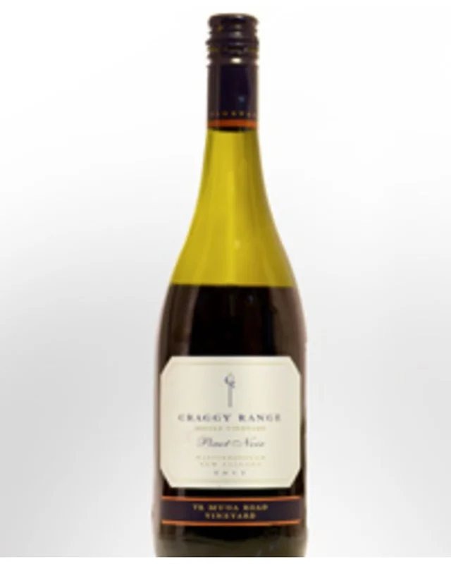2011CraggyRangeTeMunaRoadVineyardPinotNoir