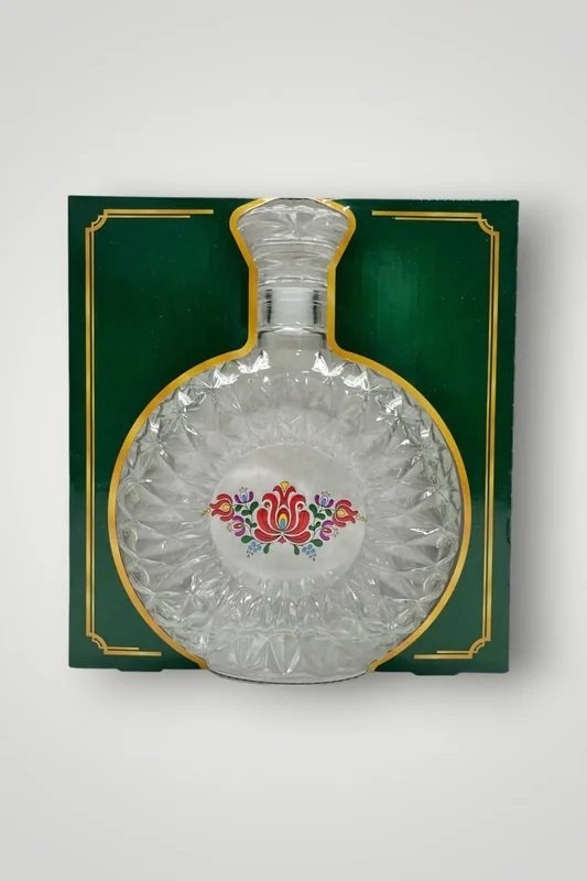 Glassflaskwithtraditionalmotifgiftset