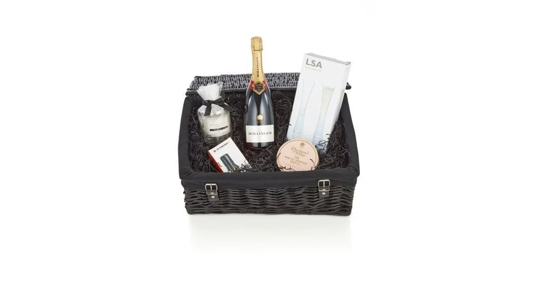 BollingerChampagneLuxuryGiftHamper