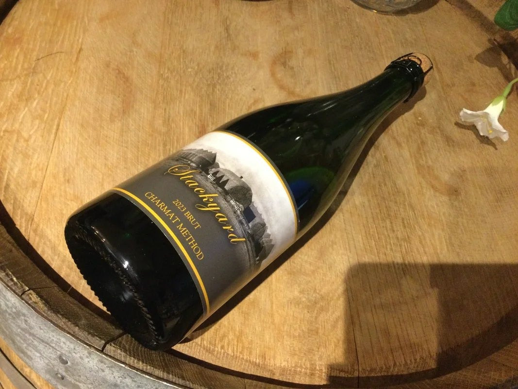 HazelEndStackyardCharmatSparkling2023